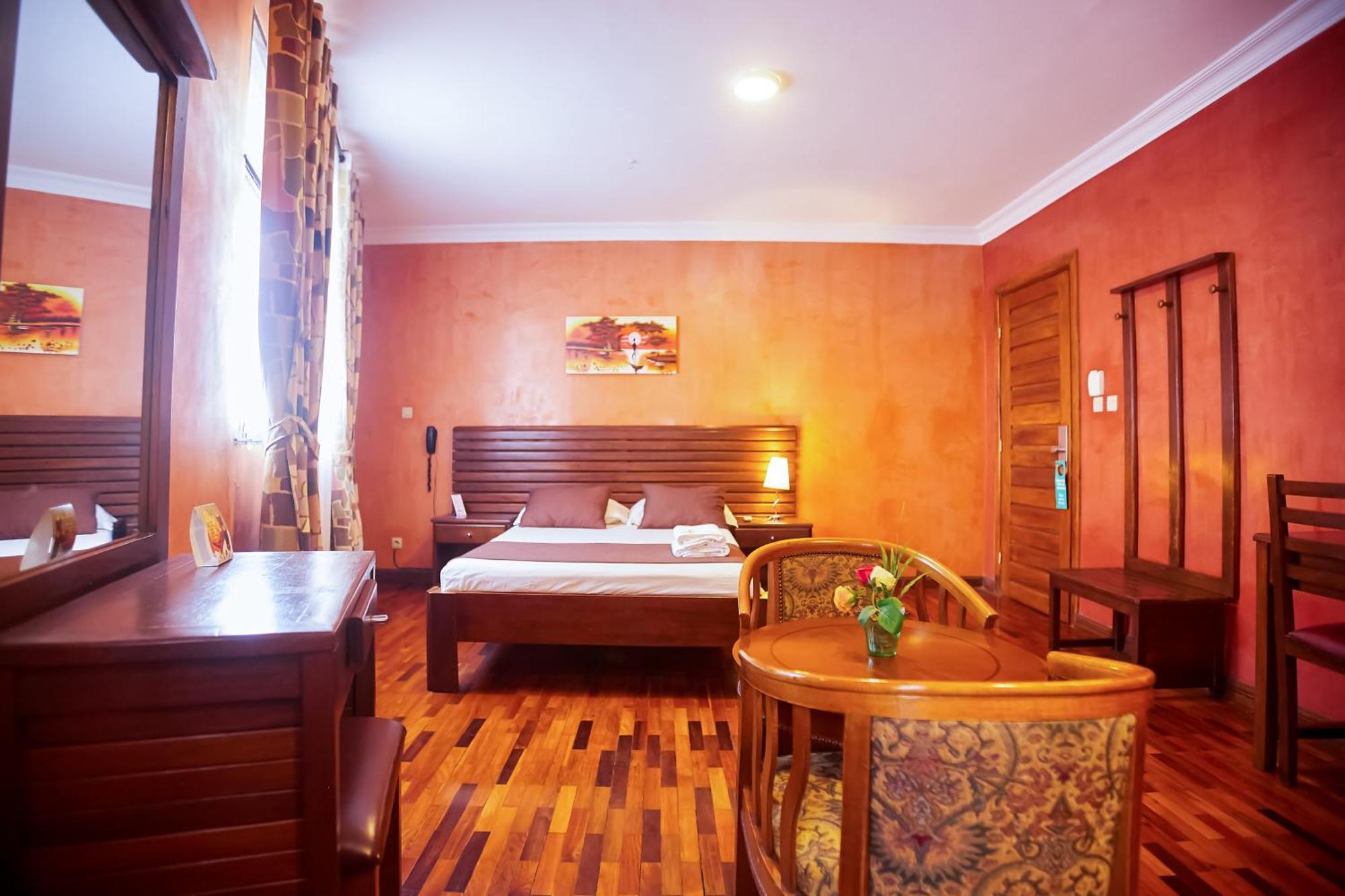Anjary Hotel Антананаріву Екстер'єр фото