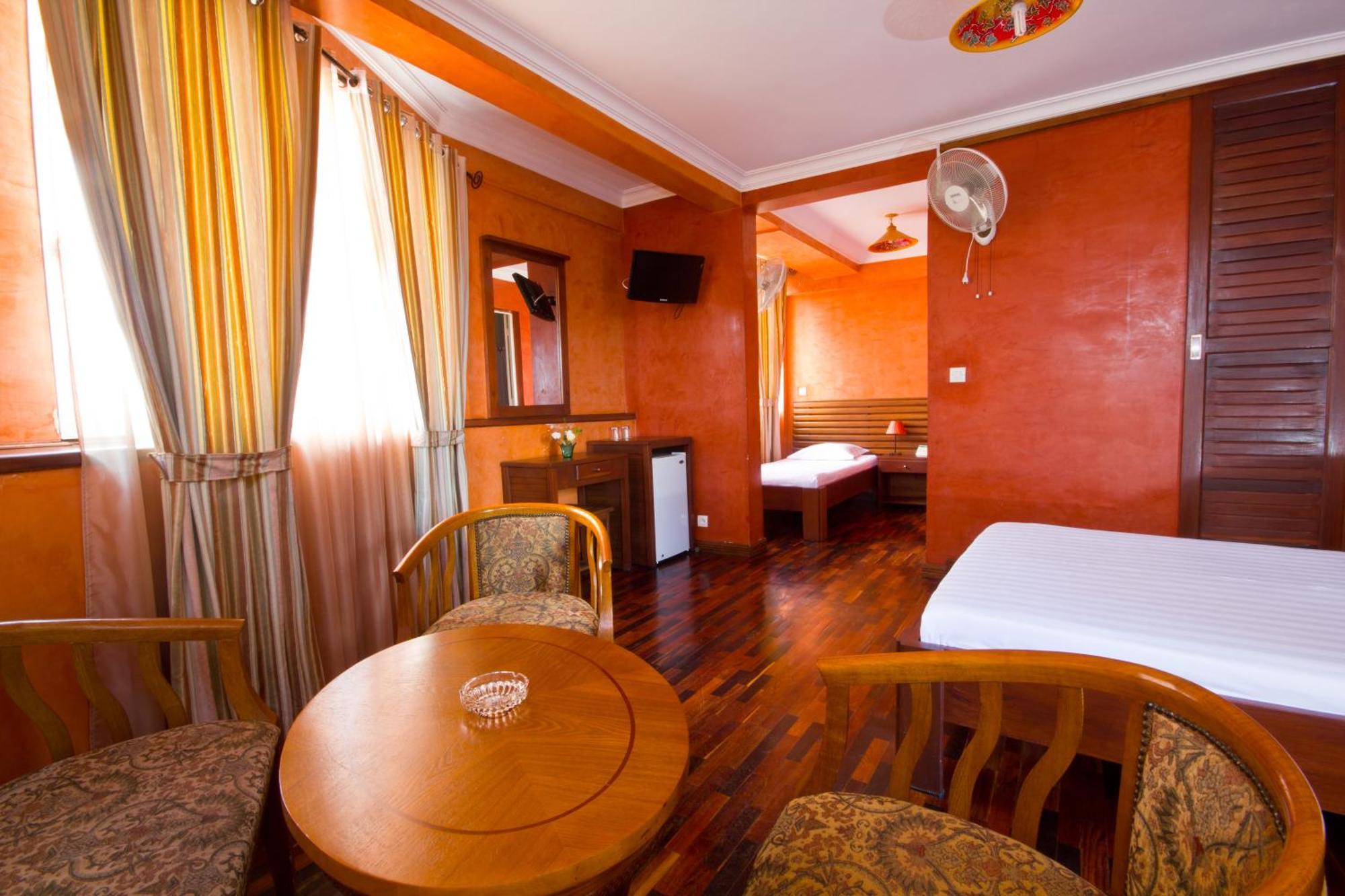 Anjary Hotel Антананаріву Номер фото