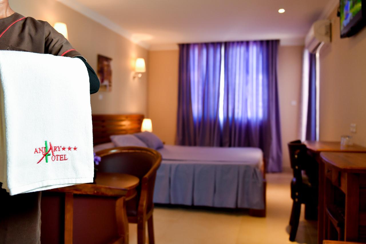 Anjary Hotel Антананаріву Екстер'єр фото